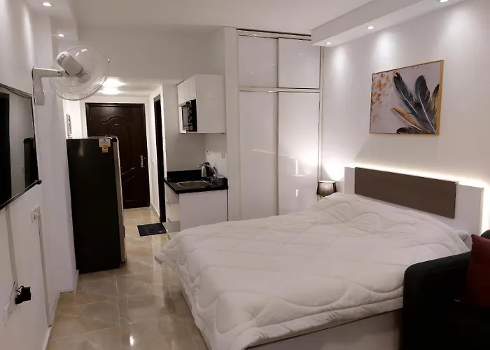 Florenza Khamsin Apart Otel 3*