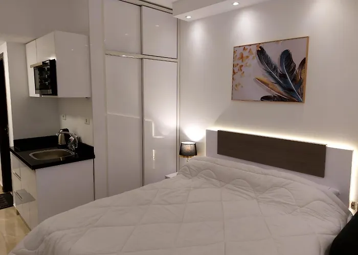 Florenza Khamsin Apart Otel 3*