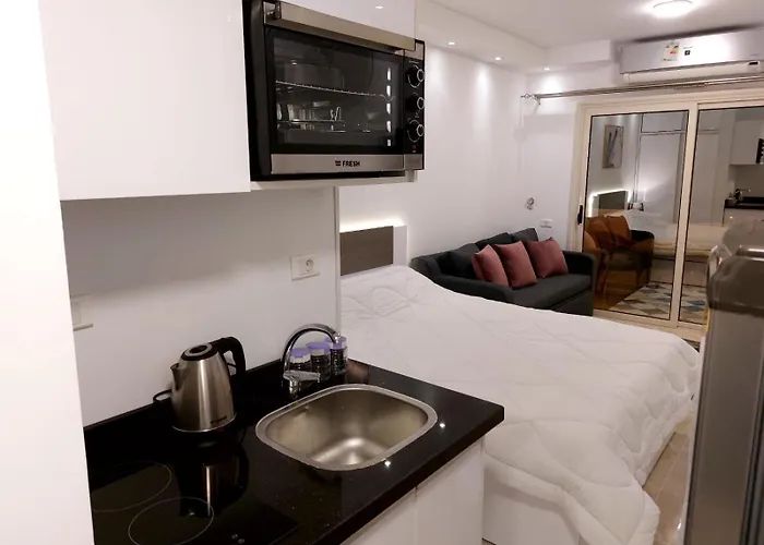 Florenza Khamsin Apart Otel 3*