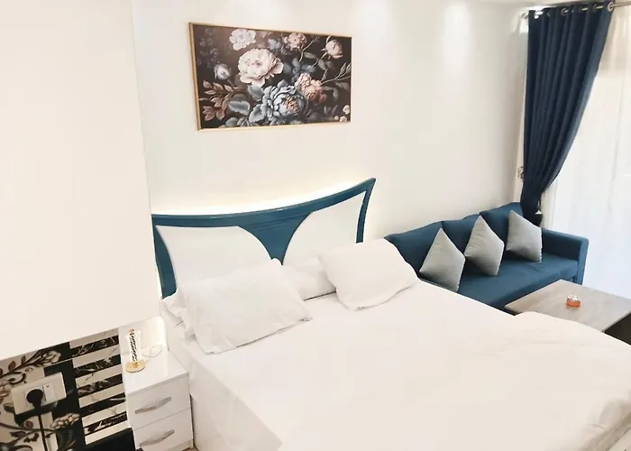 Florenza Khamsin Apartmanhotel 3*